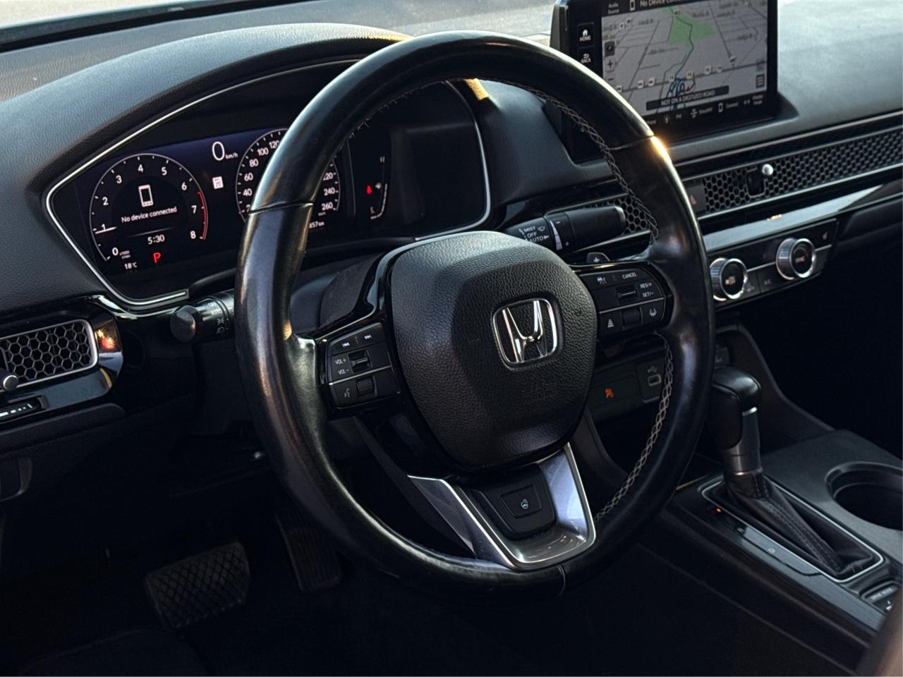 2022 Honda Civic Sedan NAV LEATHER SUNROOF LOADED! WE FINANCE ALL CREDIT Photo