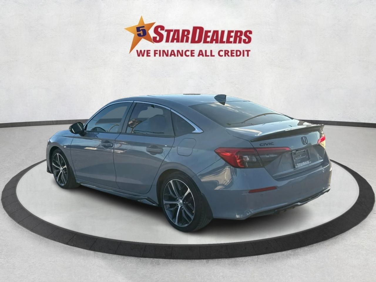 2022 Honda Civic Sedan NAV LEATHER SUNROOF LOADED! WE FINANCE ALL CREDIT Photo