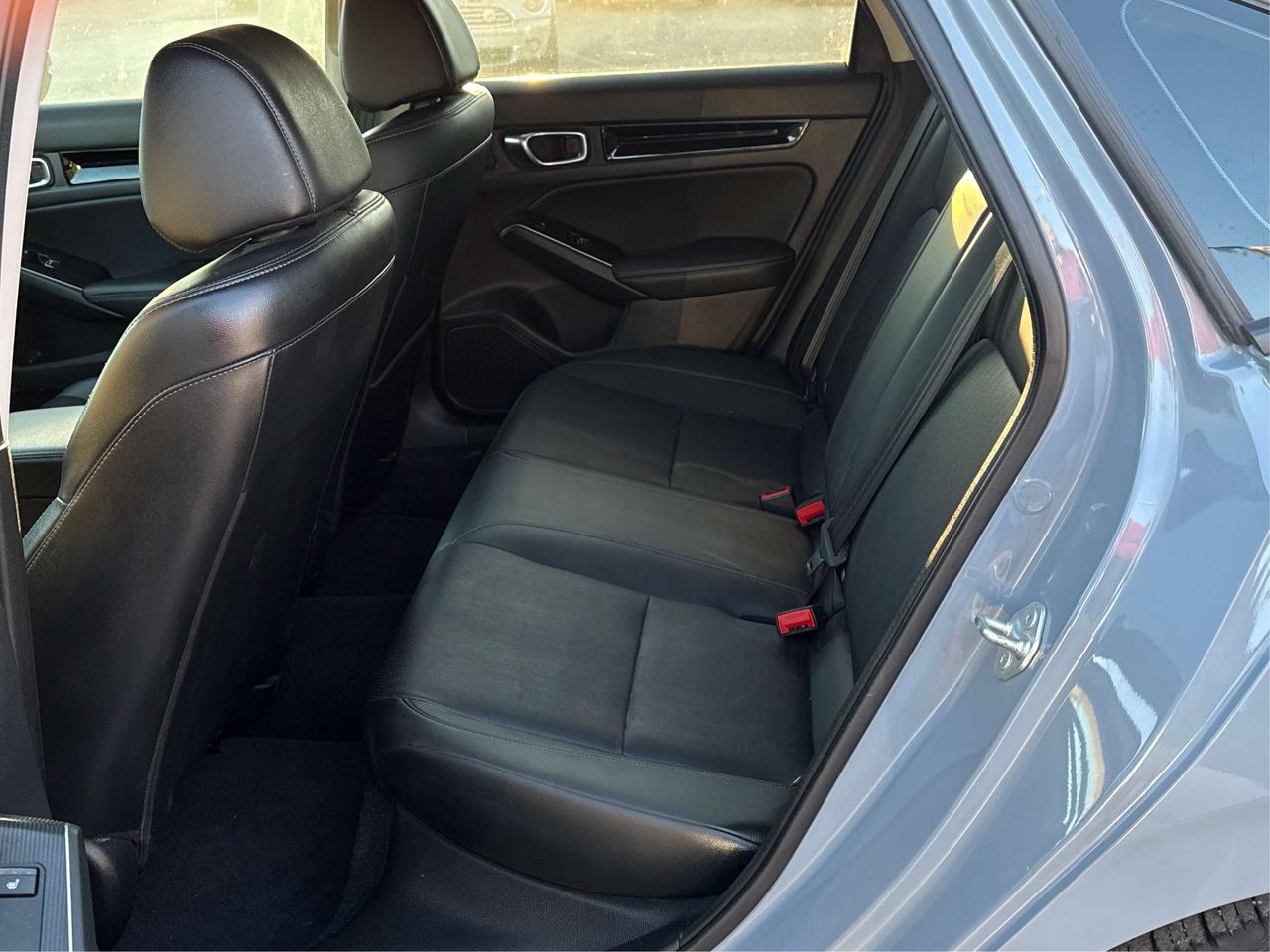 2022 Honda Civic NAV LEATHER SUNROOF LOADED! WE FINANCE ALL CREDIT Photo