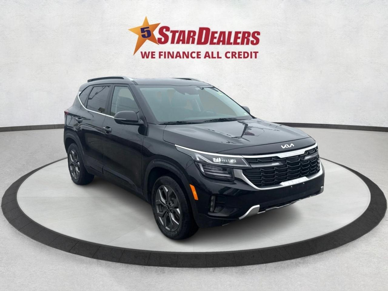 2024 Kia Seltos AWD NAV HEATED SEATS! WE FINANCE ALL CREDIT! Photo