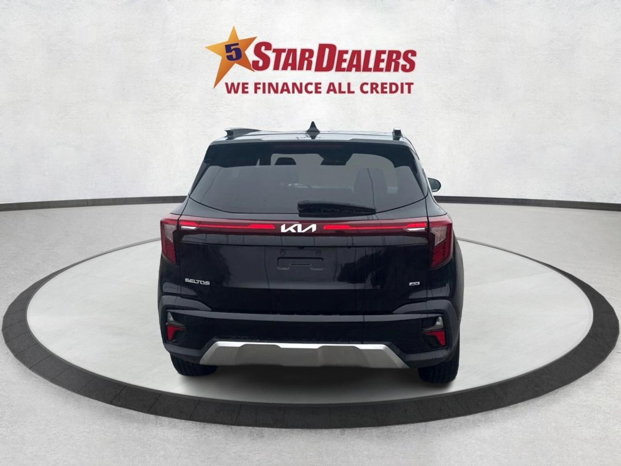 2024 Kia Seltos AWD NAV HEATED SEATS! WE FINANCE ALL CREDIT! Photo