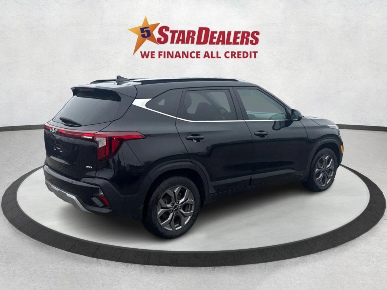 2024 Kia Seltos AWD NAV HEATED SEATS! WE FINANCE ALL CREDIT! Photo