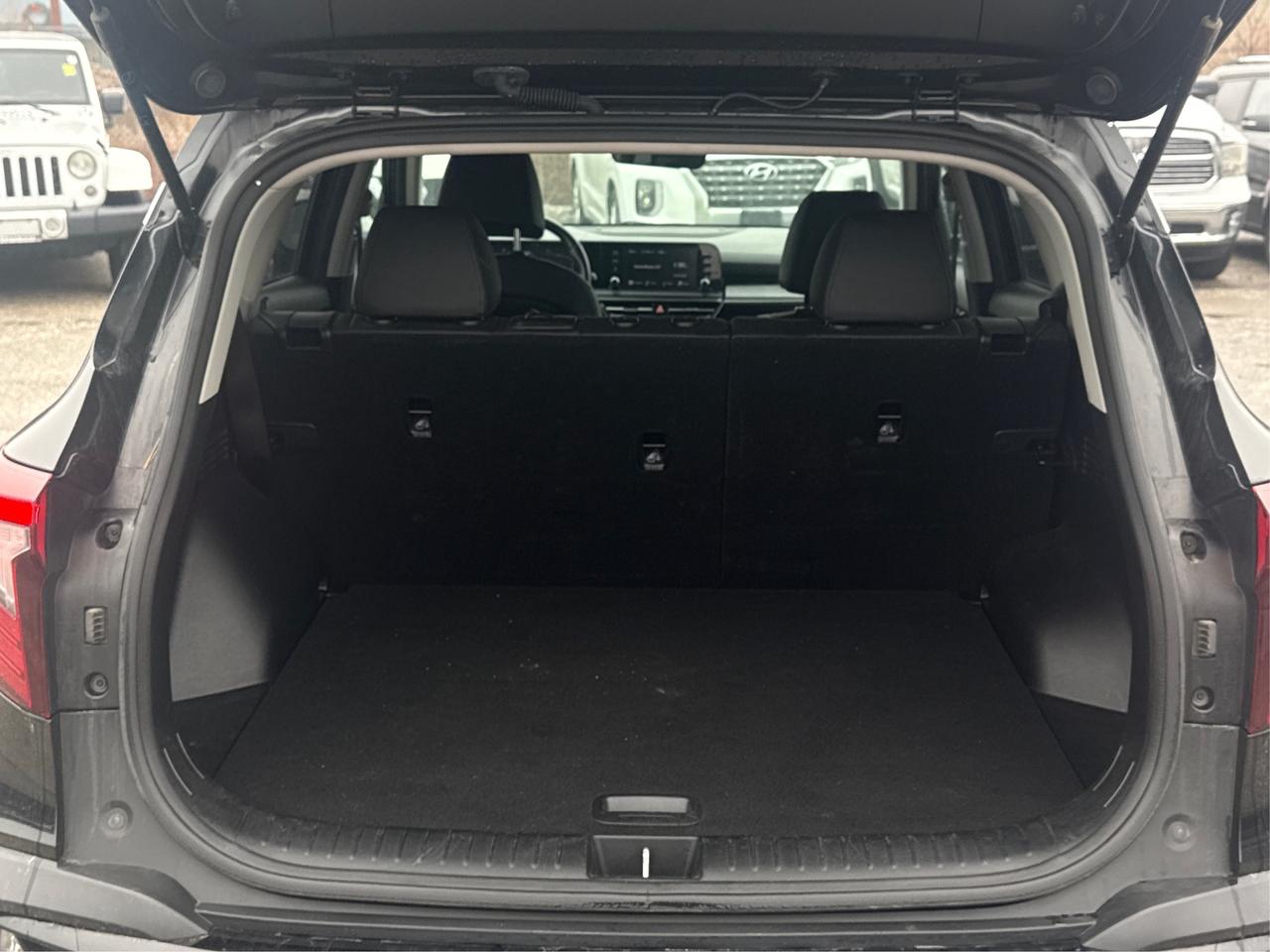 2024 Kia Seltos AWD NAV HEATED SEATS! WE FINANCE ALL CREDIT! Photo