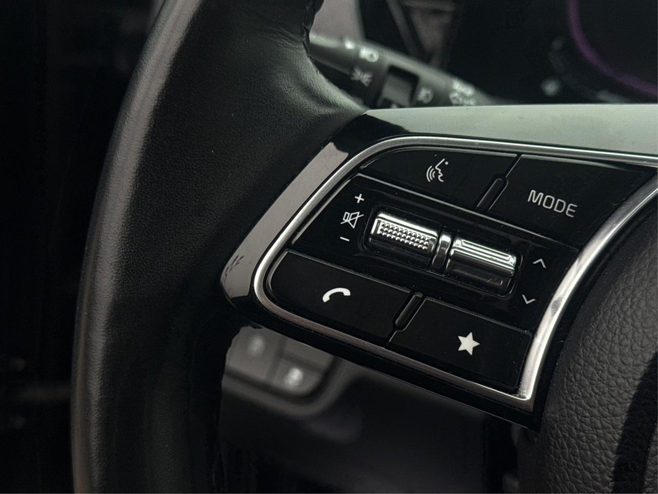 2024 Kia Seltos AWD NAV HEATED SEATS! WE FINANCE ALL CREDIT! Photo