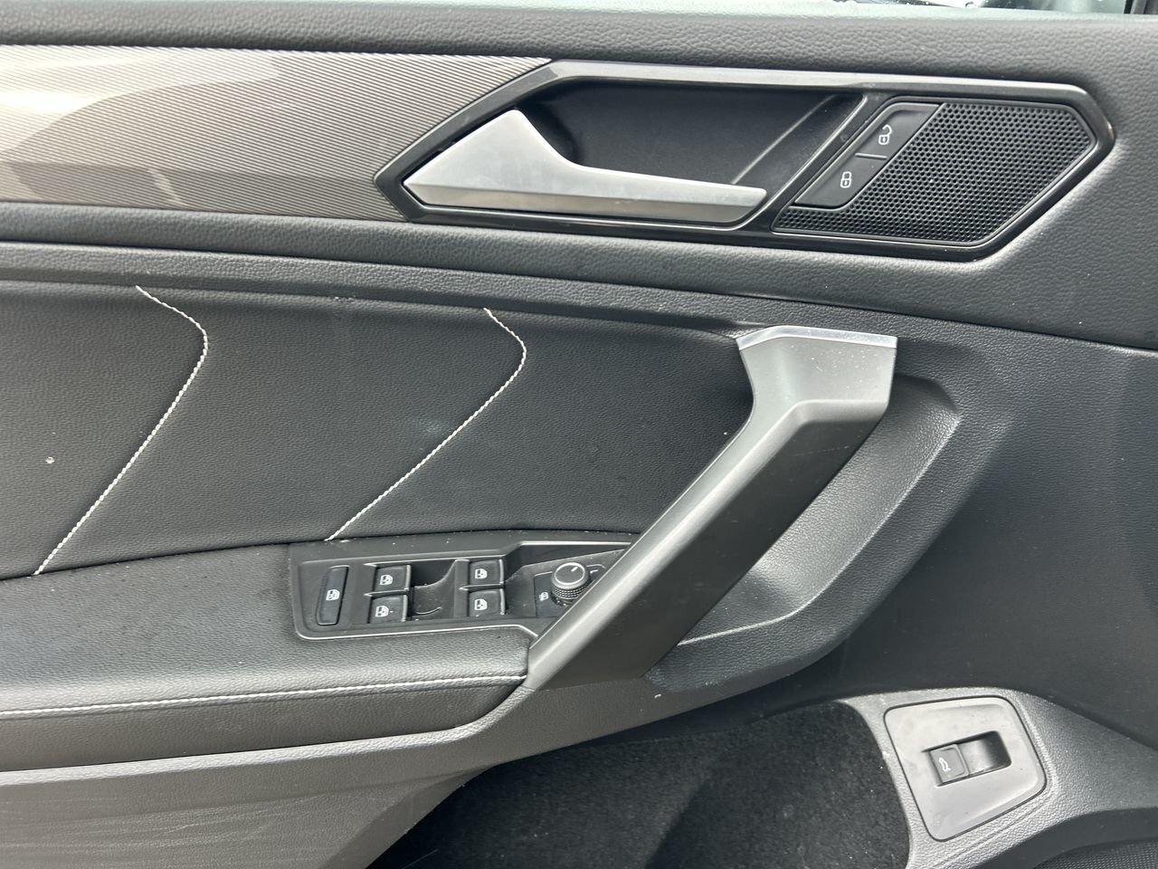 2022 Volkswagen Tiguan Comfortline 2.0T 4MOTION NEW ROTORS  Sunroof  Remo Photo