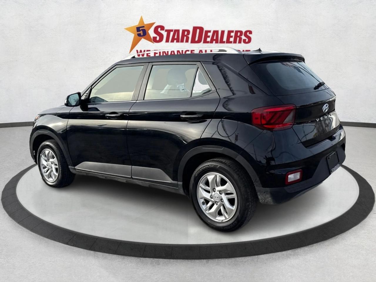 2024 Hyundai Venue POWER & HEATED SEATS LOW KMS WE FINANCE ALL CREDIT Photo4