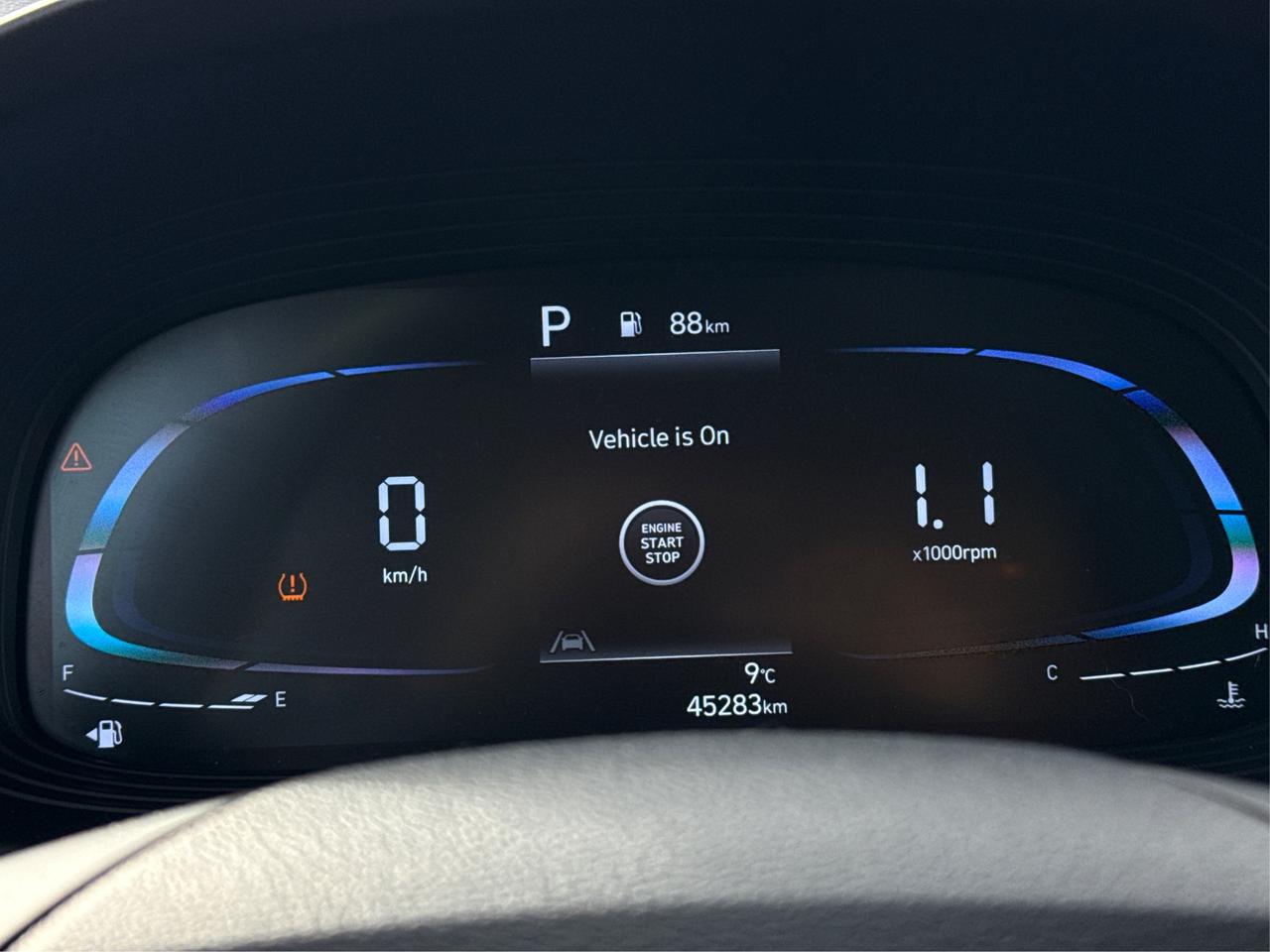 2024 Hyundai Venue POWER & HEATED SEATS LOW KMS WE FINANCE ALL CREDIT Photo