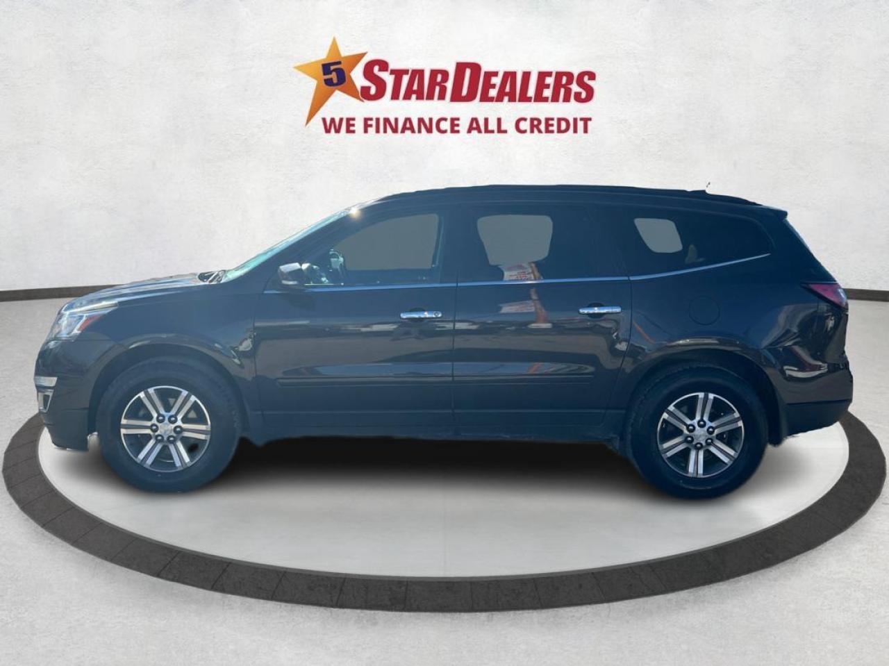 2017 Chevrolet Traverse LT w-2LT PANO 7 SEATS 1OWNER WE FINANCE ALL CREDIT Photo