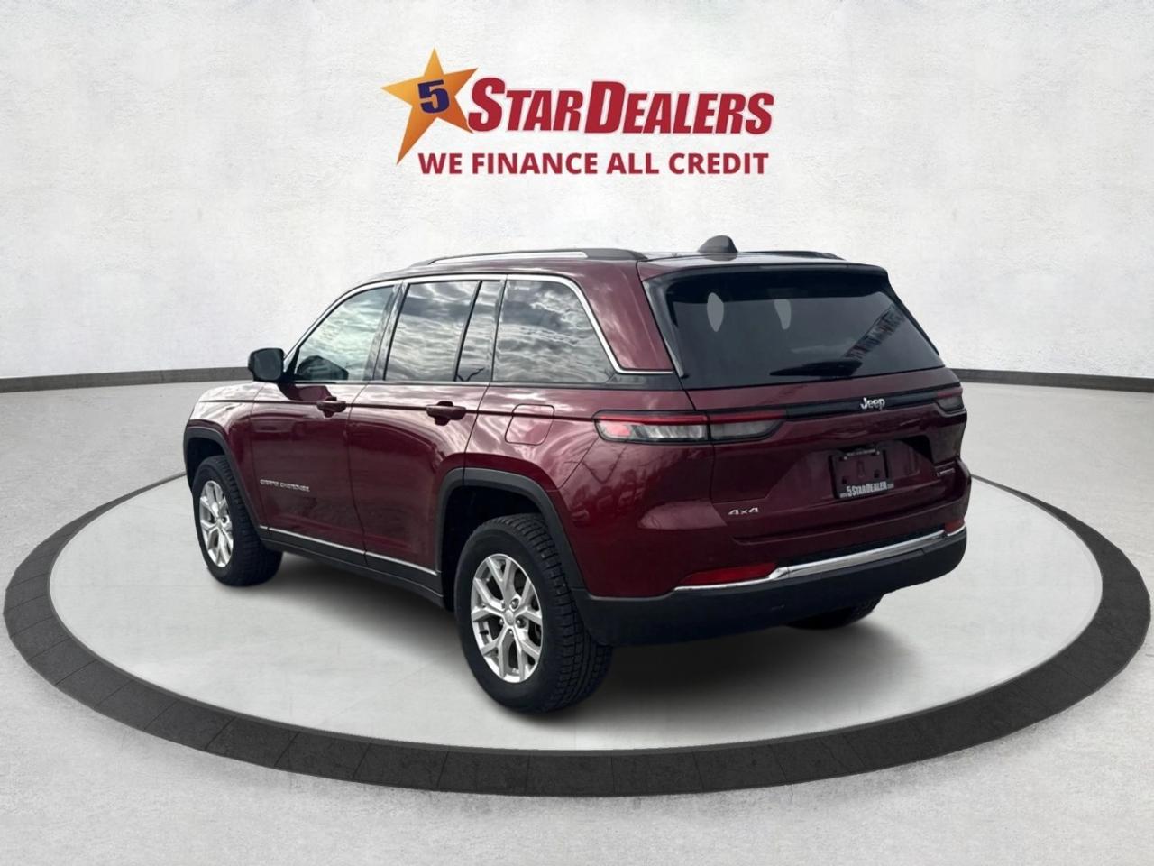 2023 Jeep Grand Cherokee NAV LEATHER H-SEATS LOADED! WE FINANCE ALL CREDIT! Photo