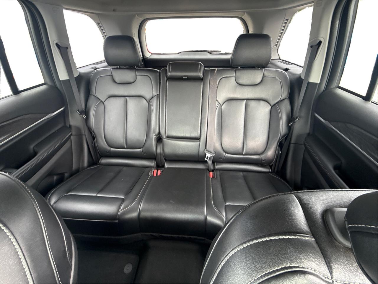 2023 Jeep Grand Cherokee NAV LEATHER H-SEATS LOADED! WE FINANCE ALL CREDIT! Photo