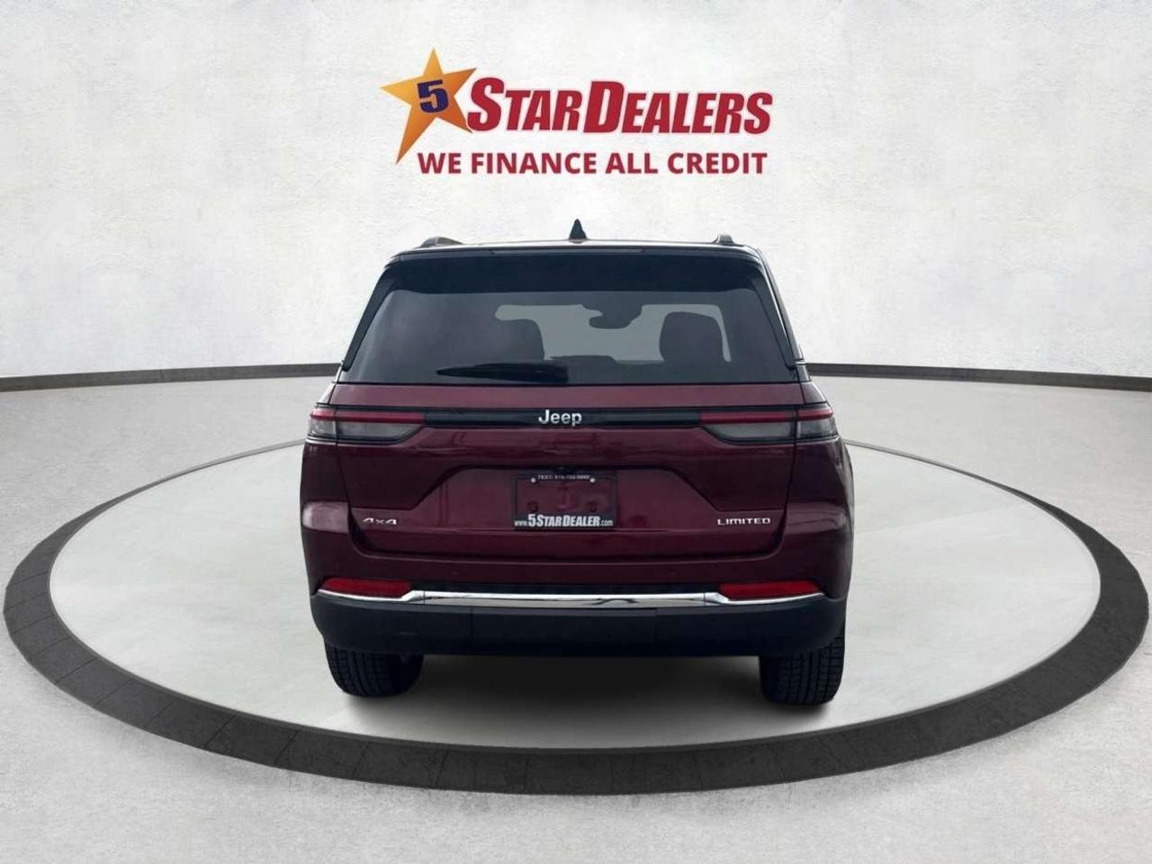 2023 Jeep Grand Cherokee NAV LEATHER H-SEATS LOADED! WE FINANCE ALL CREDIT! Photo