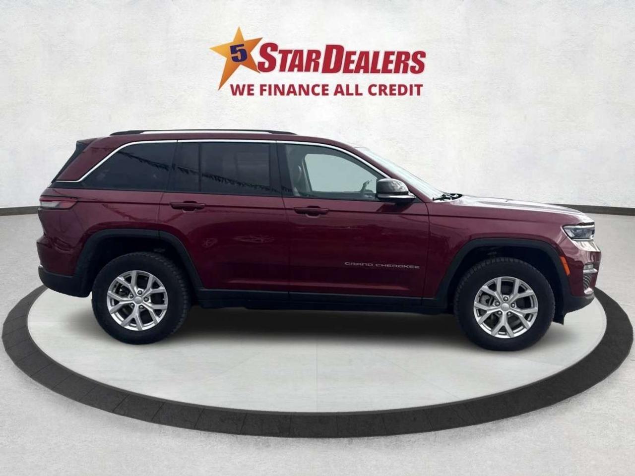 2023 Jeep Grand Cherokee NAV LEATHER H-SEATS LOADED! WE FINANCE ALL CREDIT! Photo