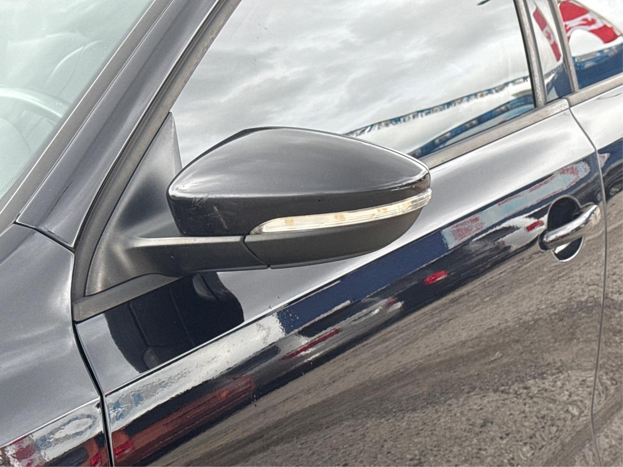 2017 Volkswagen Jetta Sedan NAV LEATHER SUNROOF LOADED! WE FINANCE ALL CREDIT Photo