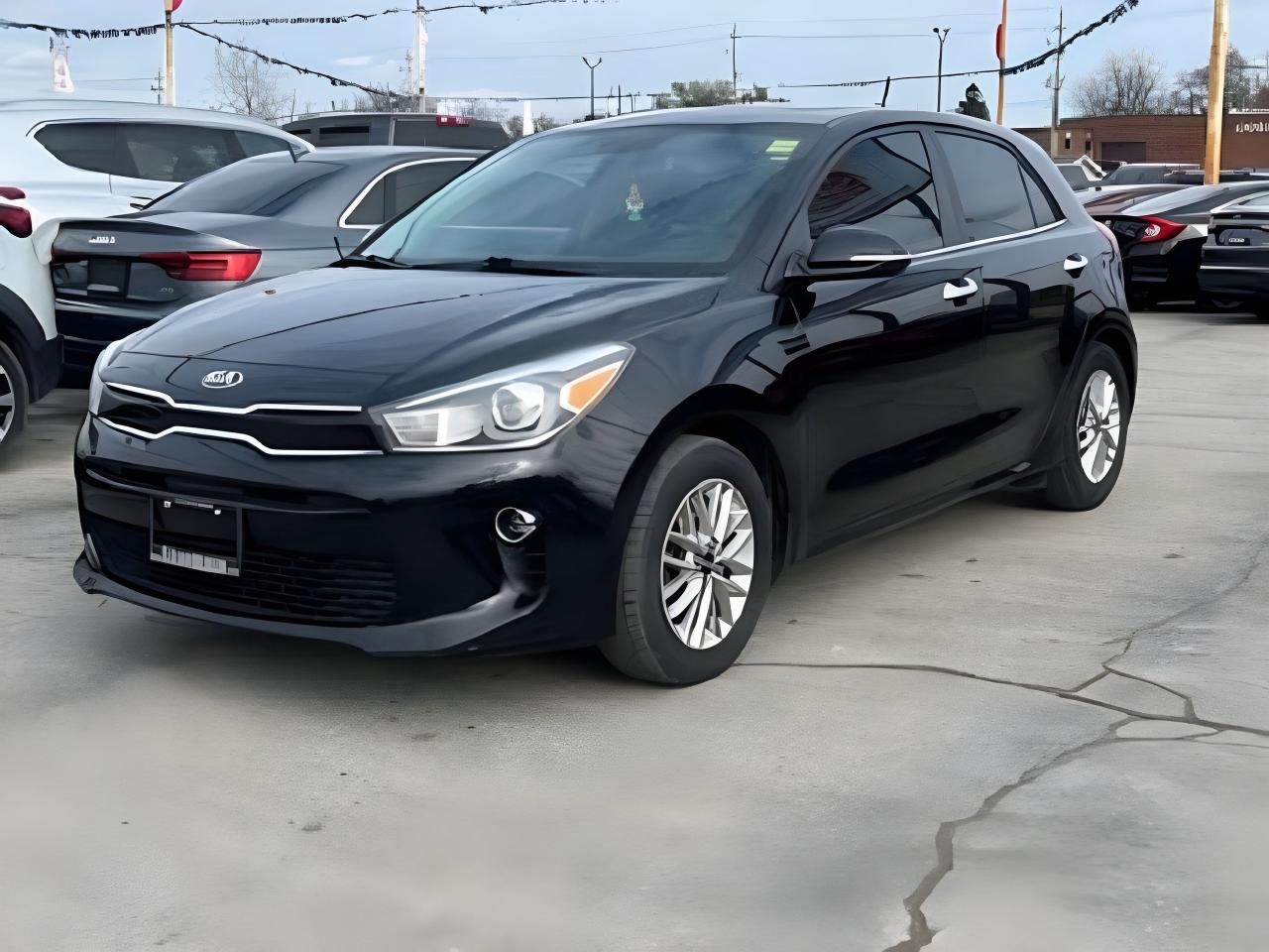 2019 Kia Rio 5-door SPORT SUNROOF LOADED MINT! WE FINANCE ALL CREDIT! Photo