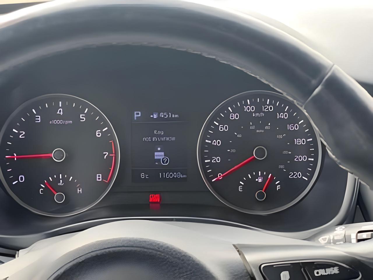 2019 Kia Rio 5-door SPORT SUNROOF LOADED MINT! WE FINANCE ALL CREDIT! Photo