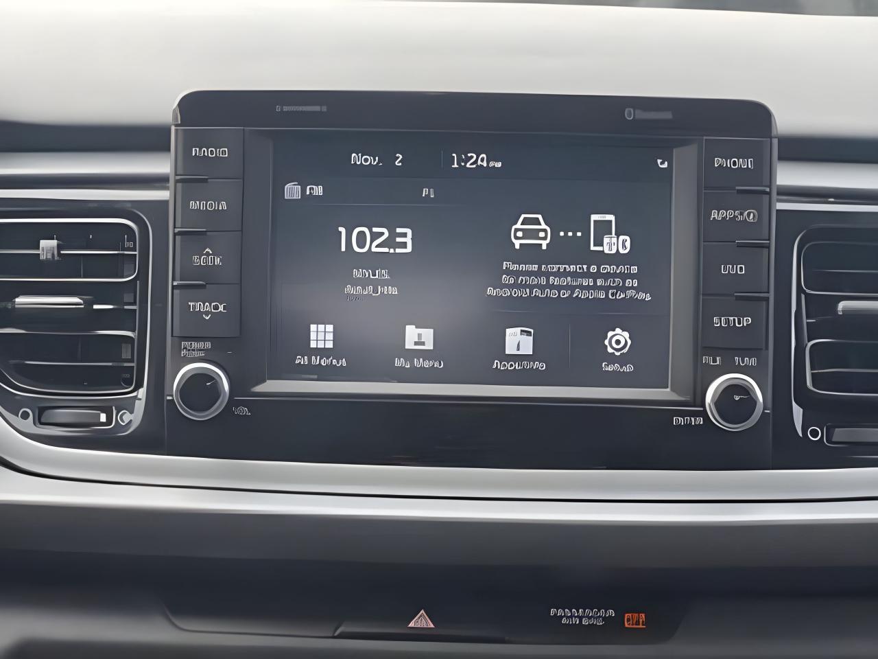 2019 Kia Rio 5-door SPORT SUNROOF LOADED MINT! WE FINANCE ALL CREDIT! Photo