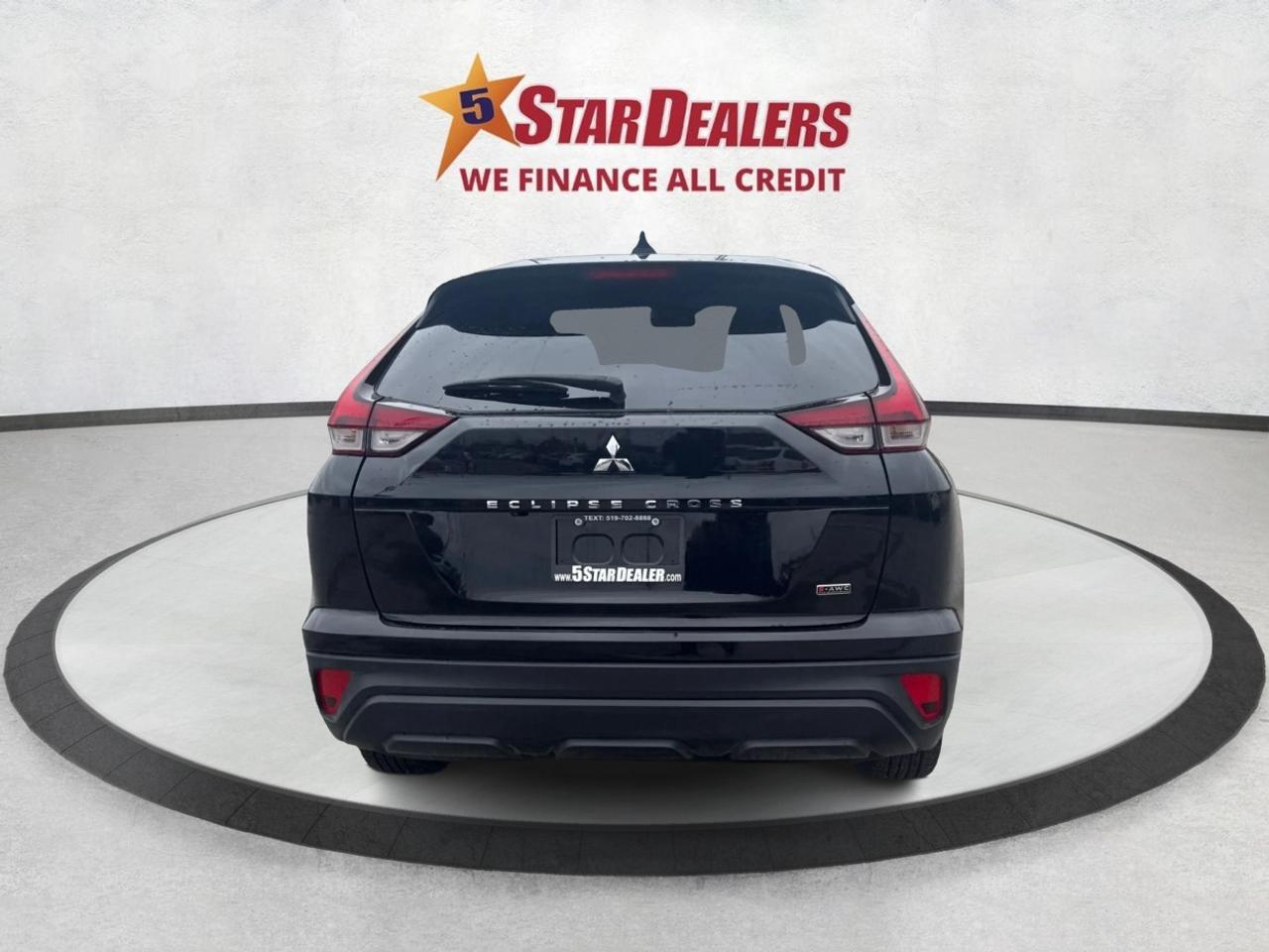 2023 Mitsubishi Eclipse Cross AWD HEATED SEATS REAR CAM WE FINANCE ALL CREDIT Photo