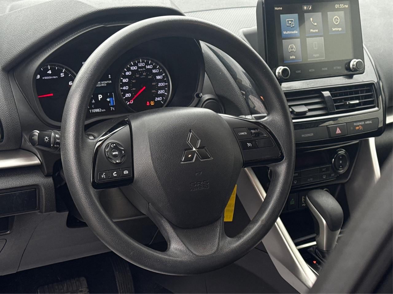 2023 Mitsubishi Eclipse Cross AWD HEATED SEATS REAR CAM WE FINANCE ALL CREDIT Photo