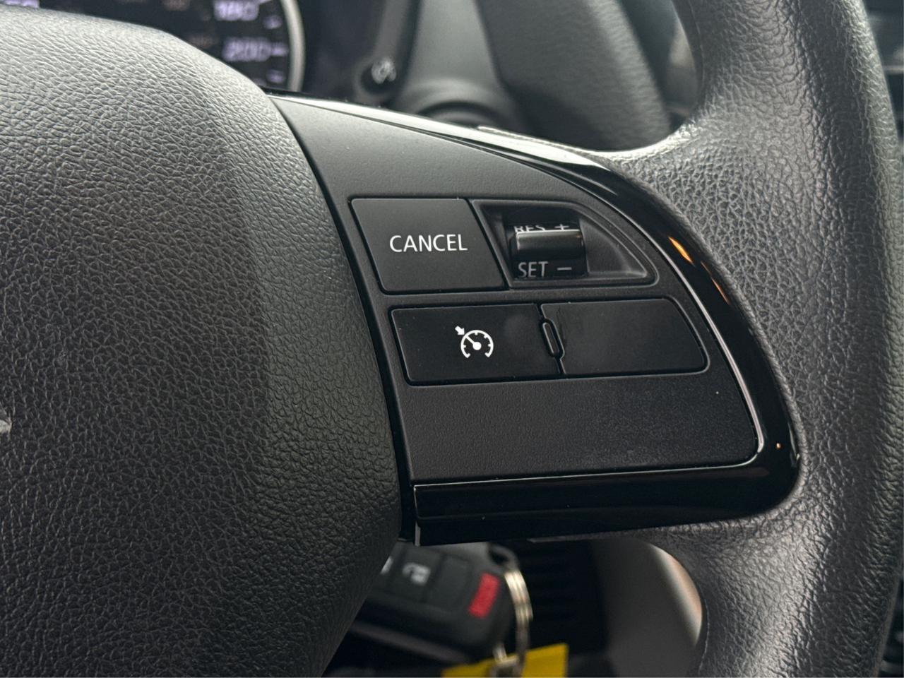 2023 Mitsubishi Eclipse Cross AWD HEATED SEATS REAR CAM WE FINANCE ALL CREDIT Photo