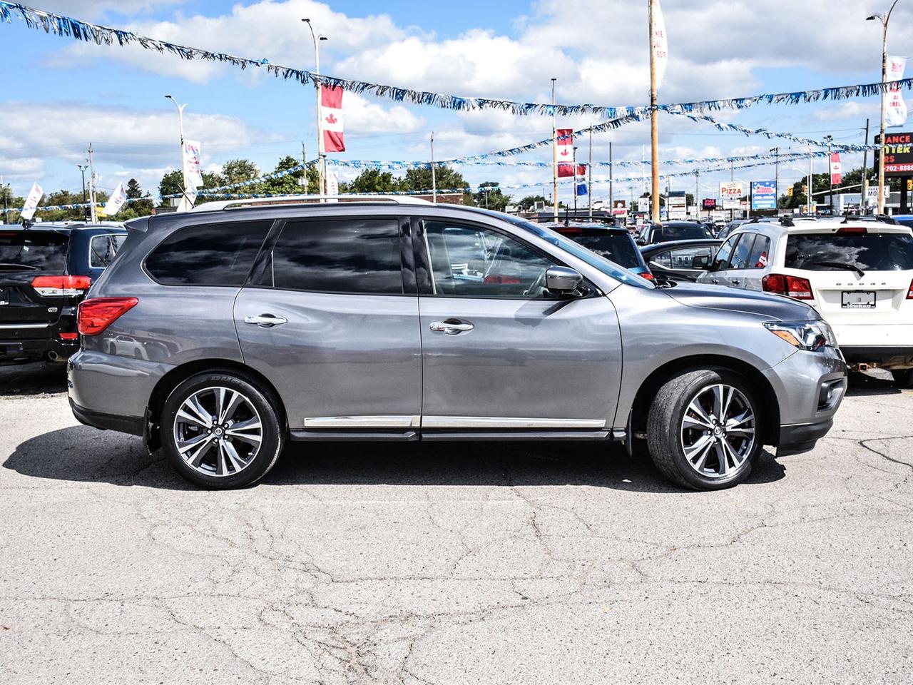 2017 Nissan Pathfinder Platinum DVD NAV LEATHR ROOF WE FINANCE ALL CREDIT Photo