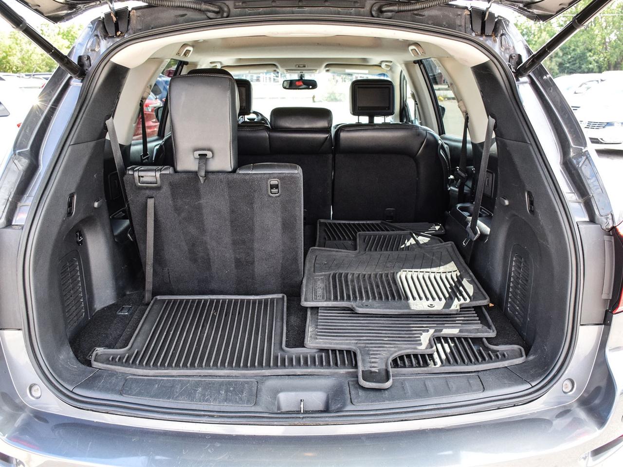 2017 Nissan Pathfinder Platinum DVD NAV LEATHR ROOF WE FINANCE ALL CREDIT Photo