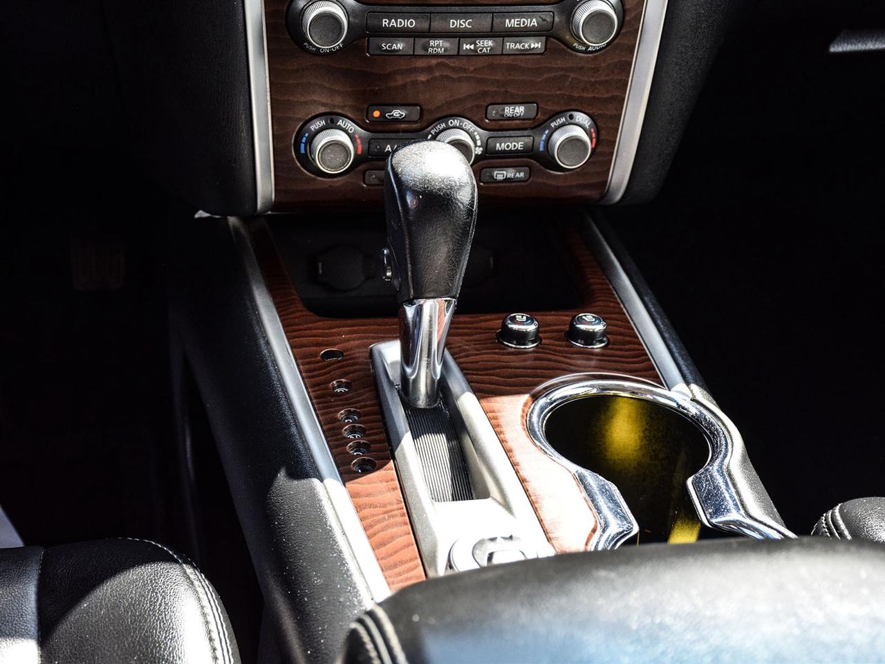 2017 Nissan Pathfinder Platinum DVD NAV LEATHR ROOF WE FINANCE ALL CREDIT Photo