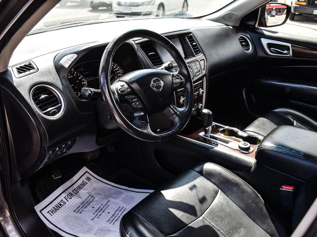 2017 Nissan Pathfinder Platinum DVD NAV LEATHR ROOF WE FINANCE ALL CREDIT Photo