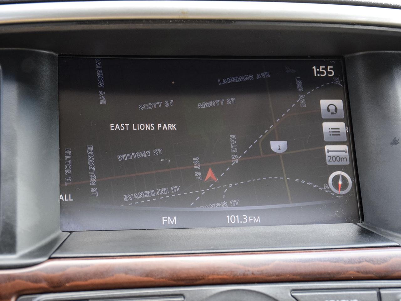 2017 Nissan Pathfinder Platinum DVD NAV LEATHR ROOF WE FINANCE ALL CREDIT Photo