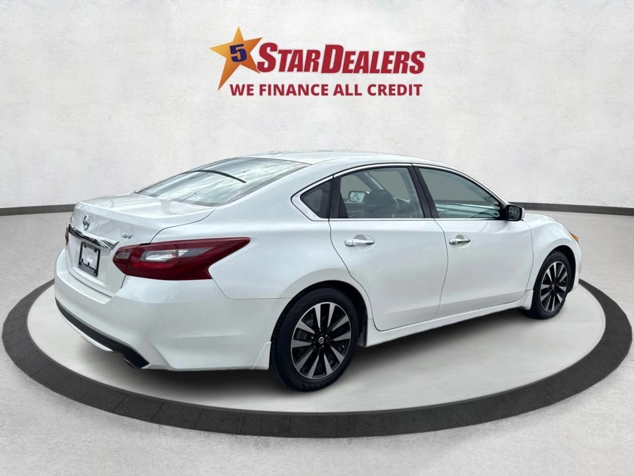 2018 Nissan Altima HEATED SEATS REAR CAM CLEAN WE FINANCE ALL CREDIT! Photo