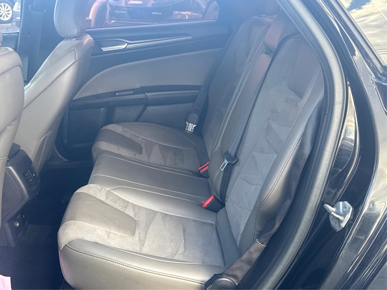 2017 Ford Fusion AWD SPORT NAV LEATHER ROOF WE FINANCE ALL CREDIT Photo