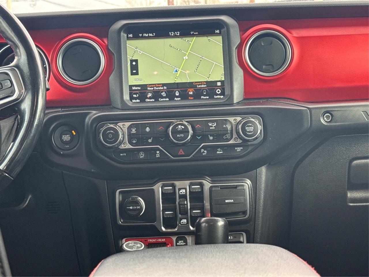 2021 Jeep Wrangler AWD LEATHER REAR CAM WE FINANCE ALL CREDIT! Photo