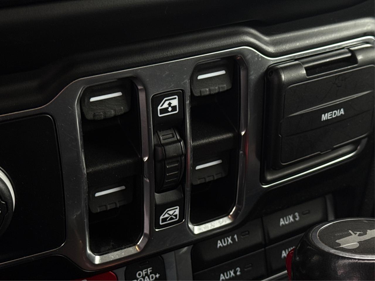 2021 Jeep Wrangler Unlimited Rubicon 4x4 LOADED WE FINANCE ALL CREDIT Photo