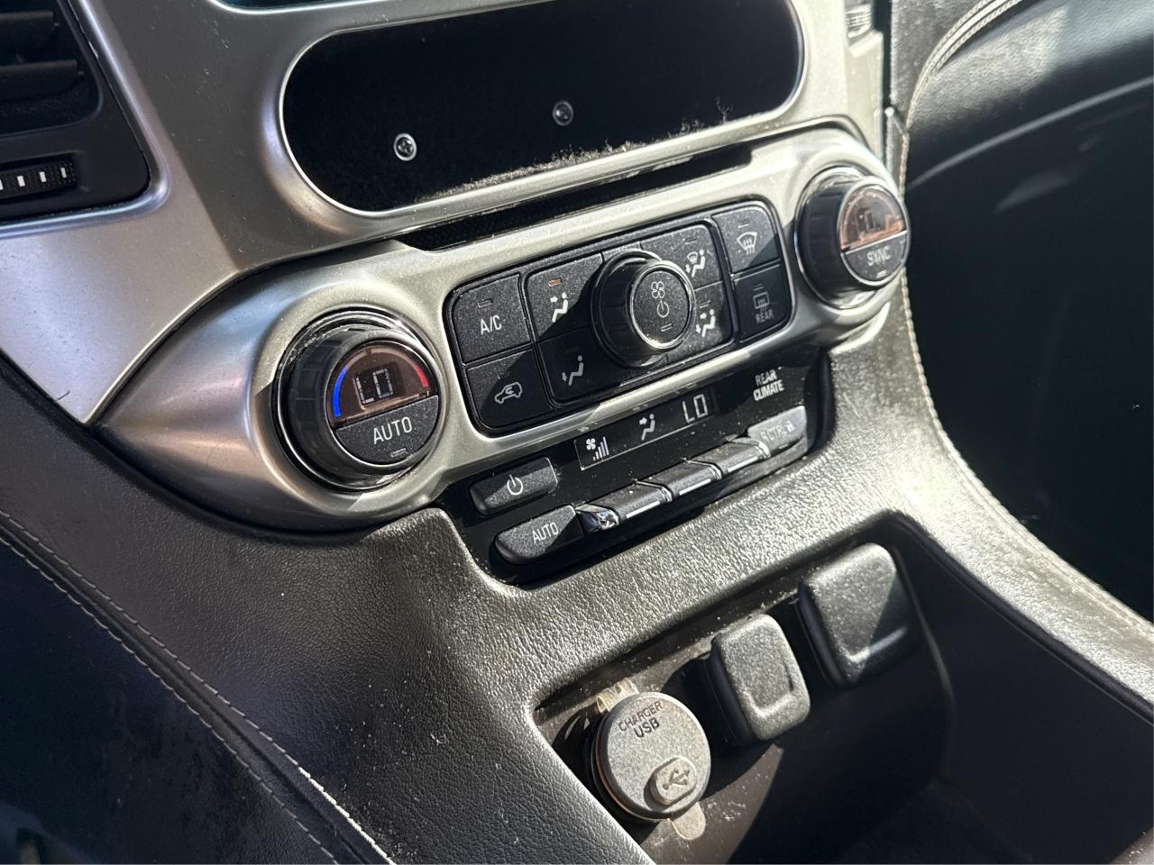 2015 Chevrolet Tahoe 8 PASS HEATED SEATS WE FINANCE ALL CREDIT! Photo