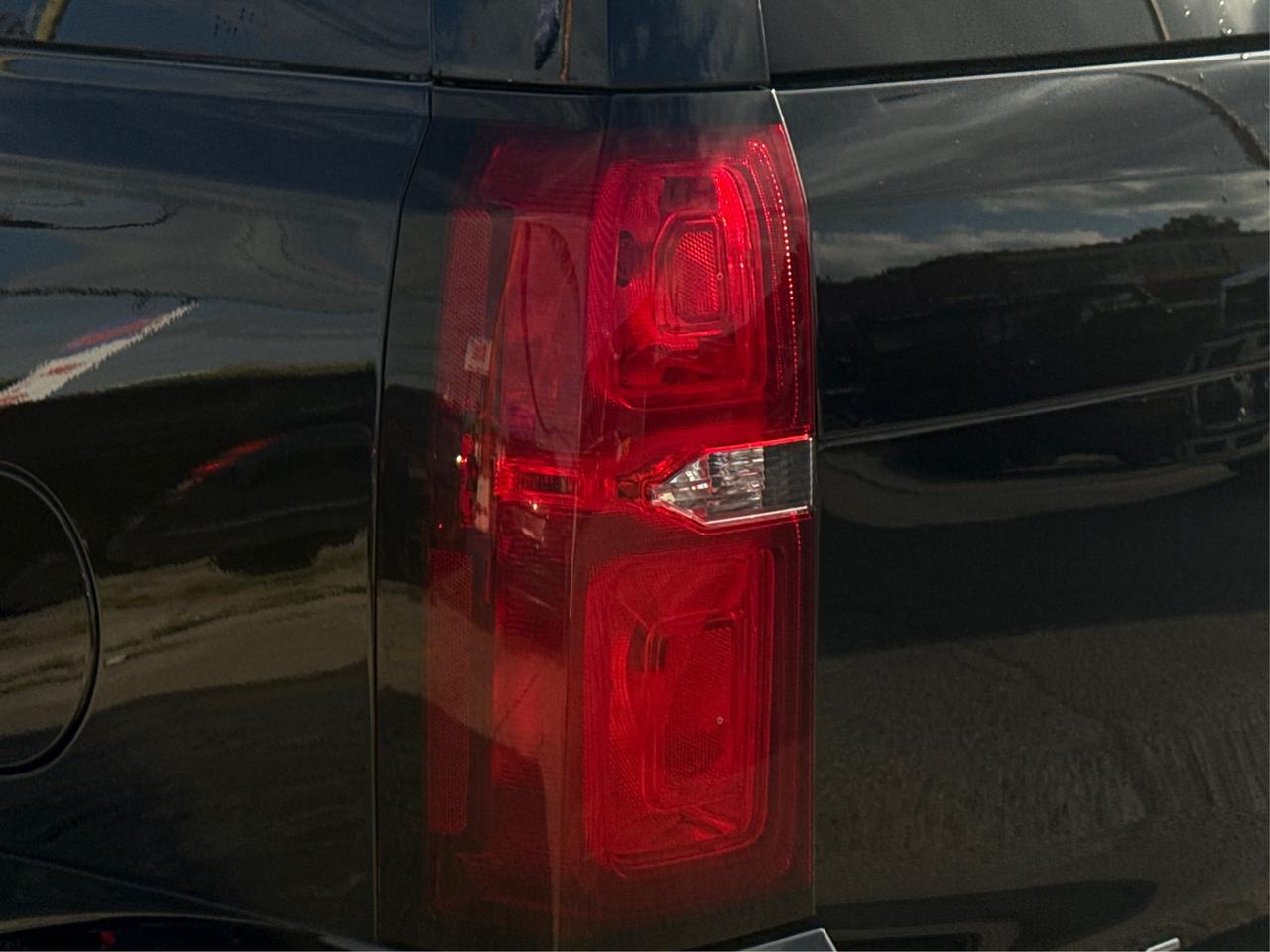 2015 Chevrolet Tahoe 8 PASS HEATED SEATS WE FINANCE ALL CREDIT! Photo