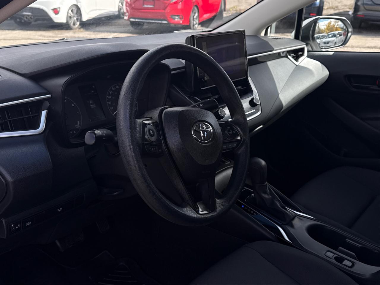 2024 Toyota Corolla LE HEATED SEATS MINT! WE FINANCE ALL CREDIT! Photo