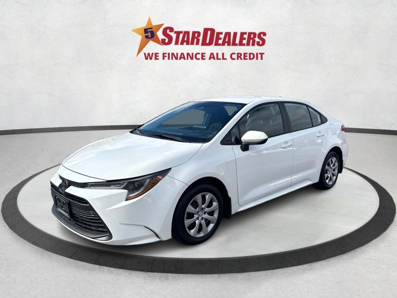 2024 Toyota Corolla LE HEATED SEATS MINT! WE FINANCE ALL CREDIT! Photo2