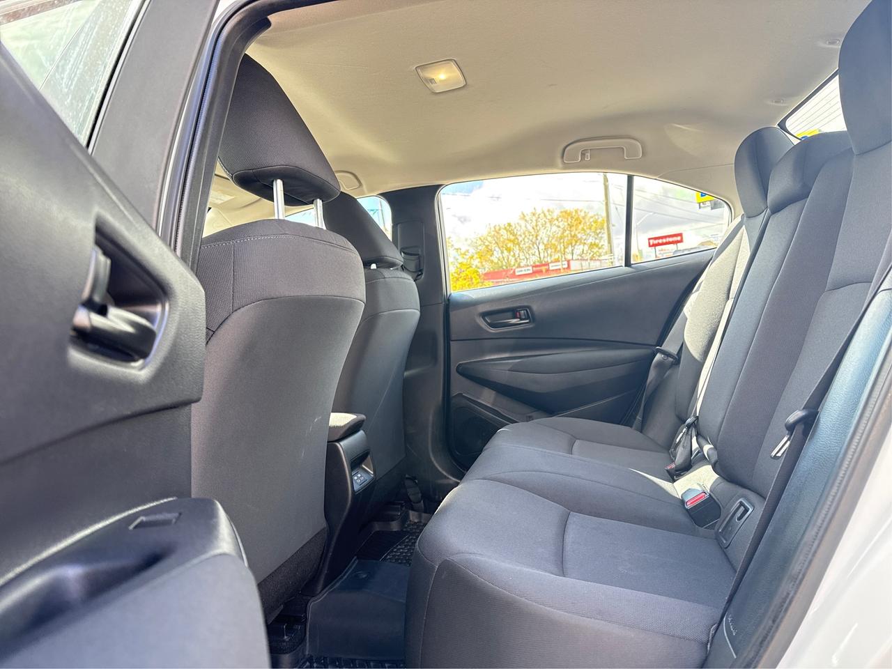 2024 Toyota Corolla LE HEATED SEATS MINT! WE FINANCE ALL CREDIT! Photo