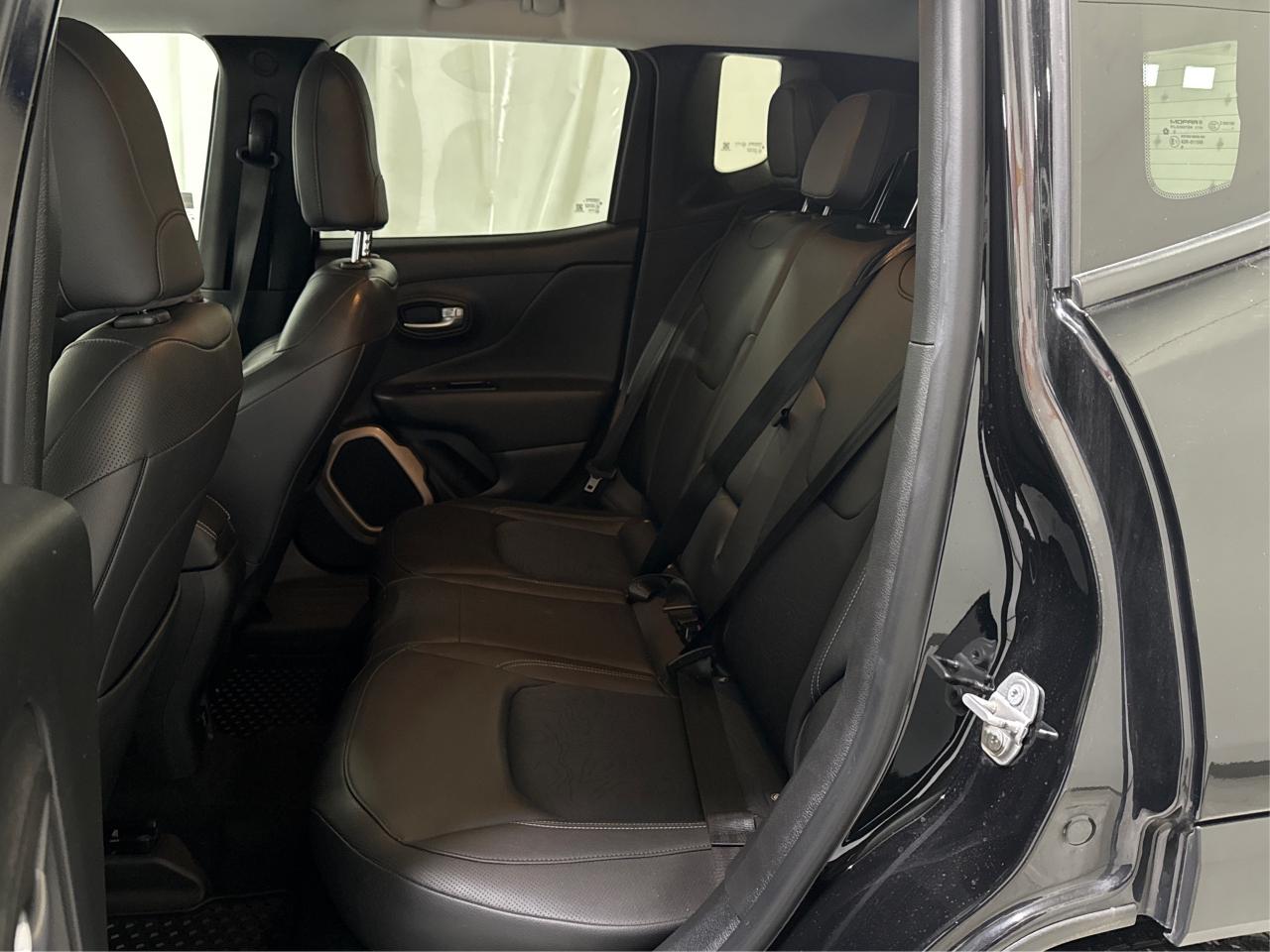 2017 Jeep Renegade TRAILHWAK DESERT PKG NAV LEATHER WE FINANCE Photo