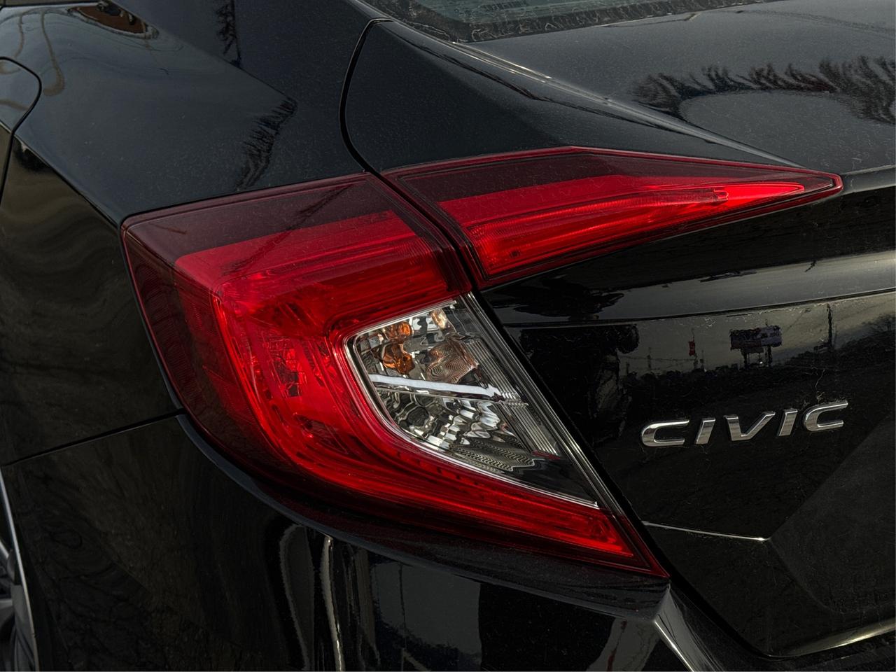 2020 Honda Civic Sedan HEATED SEATS CLEAN MUST SEE WE FINANCE ALL CREDIT Photo