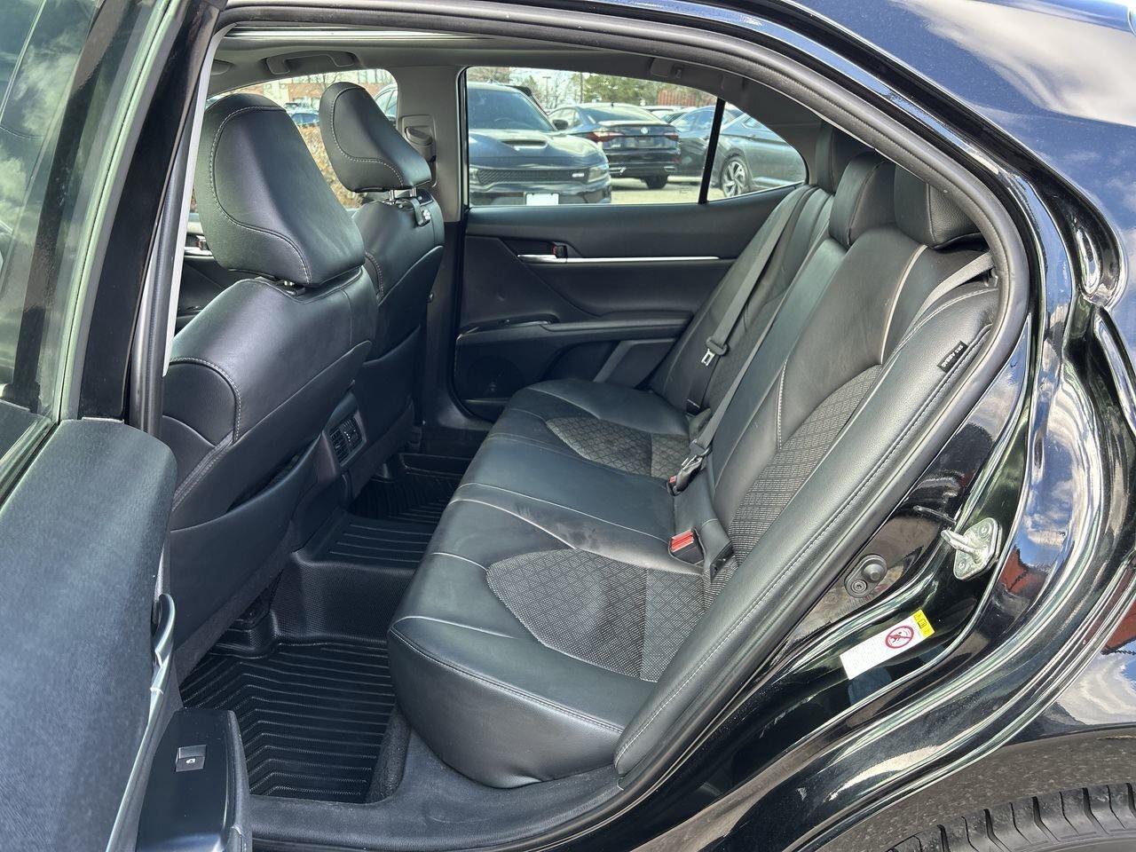 2019 Toyota Camry 4-Door Sedan XSE 8A Panoramic Roof  Navigation  Ad Photo