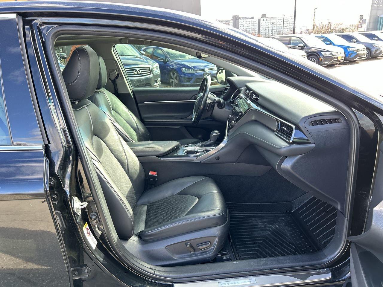 2019 Toyota Camry 4-Door Sedan XSE 8A Panoramic Roof  Navigation  Ad Photo