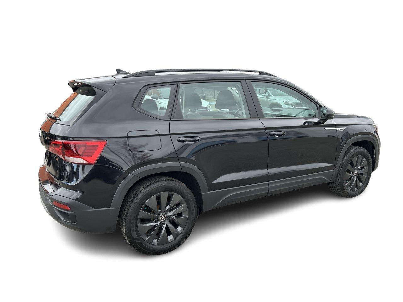 2022 Volkswagen Taos Trendline 1.5T 4MOTION Multi-Drive Modes  AWD  Hea Photo