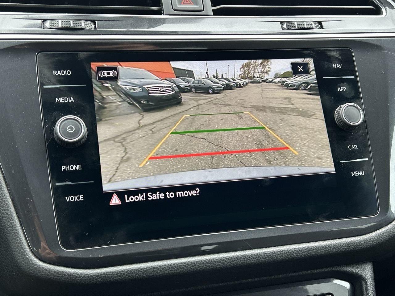 2022 Volkswagen Tiguan Highline 2.0T 4MOTION ALL AROUND NEW TIRES  Panora Photo