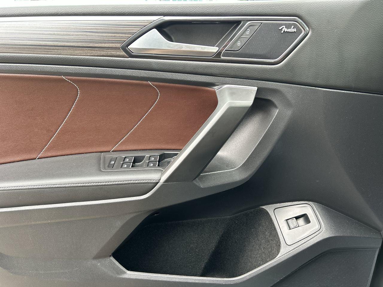 2022 Volkswagen Tiguan Highline 2.0T 4MOTION ALL AROUND NEW TIRES  Panora Photo