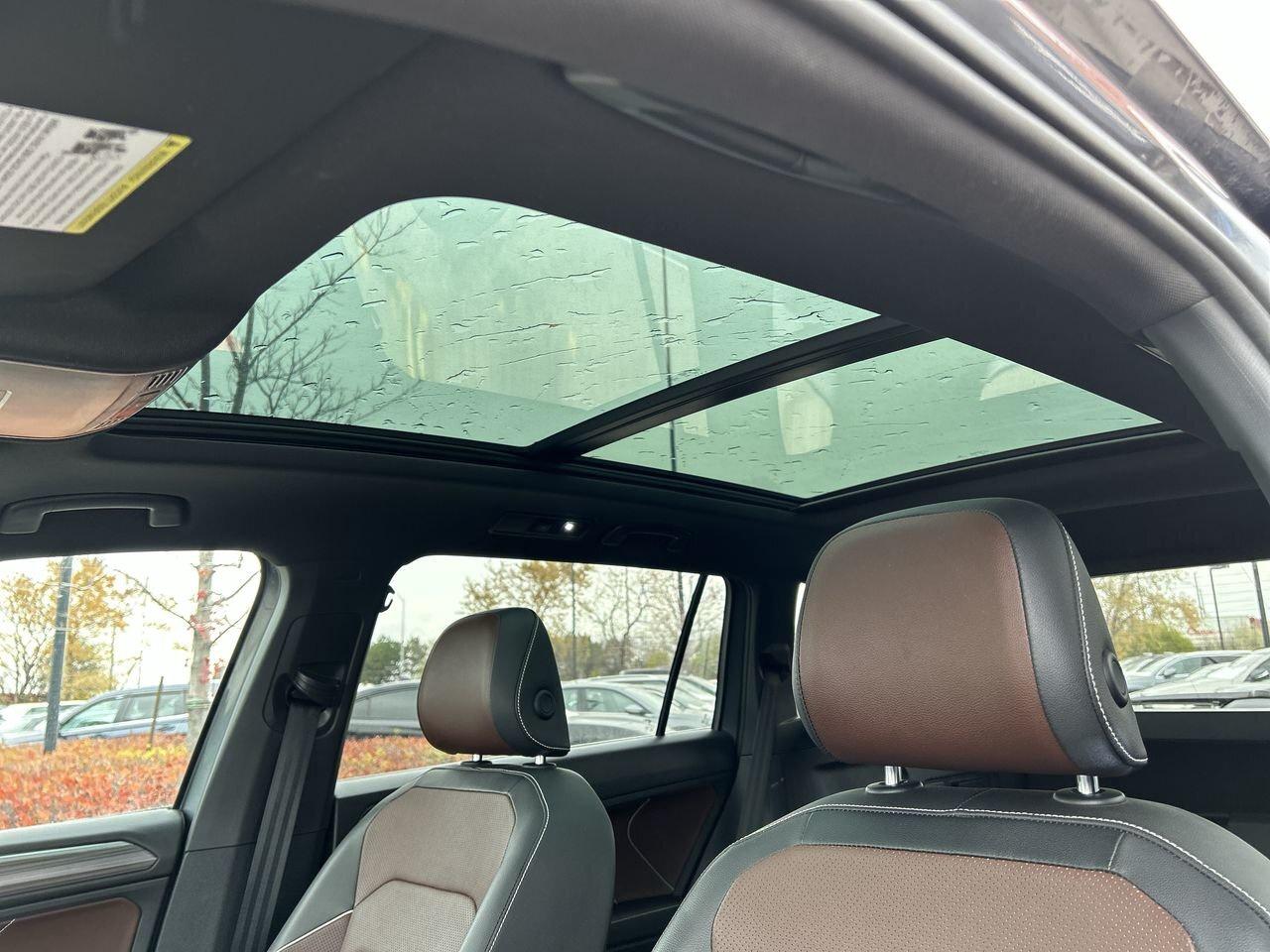 2022 Volkswagen Tiguan Highline 2.0T 4MOTION ALL AROUND NEW TIRES  Panora Photo