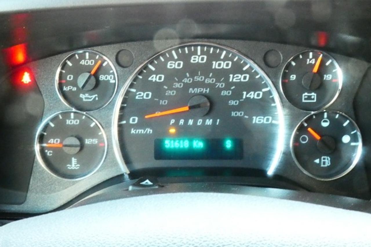 2023 GMC Savana 3500 LT RWD 15 pass. w/cloth seats, RVM BUC - Photo #14