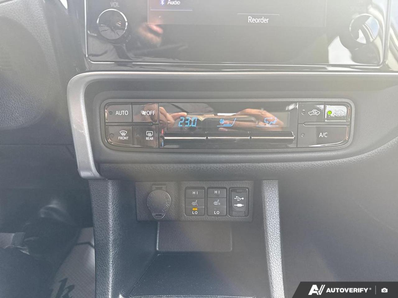 2019 Toyota Corolla LE / HEATED SEATS / ADAPTIVE CRUISE / BLUETOOTH - Photo #20