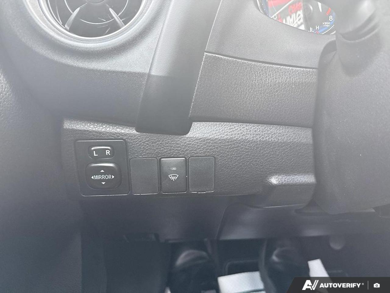 2019 Toyota Corolla LE / HEATED SEATS / ADAPTIVE CRUISE / BLUETOOTH - Photo #13