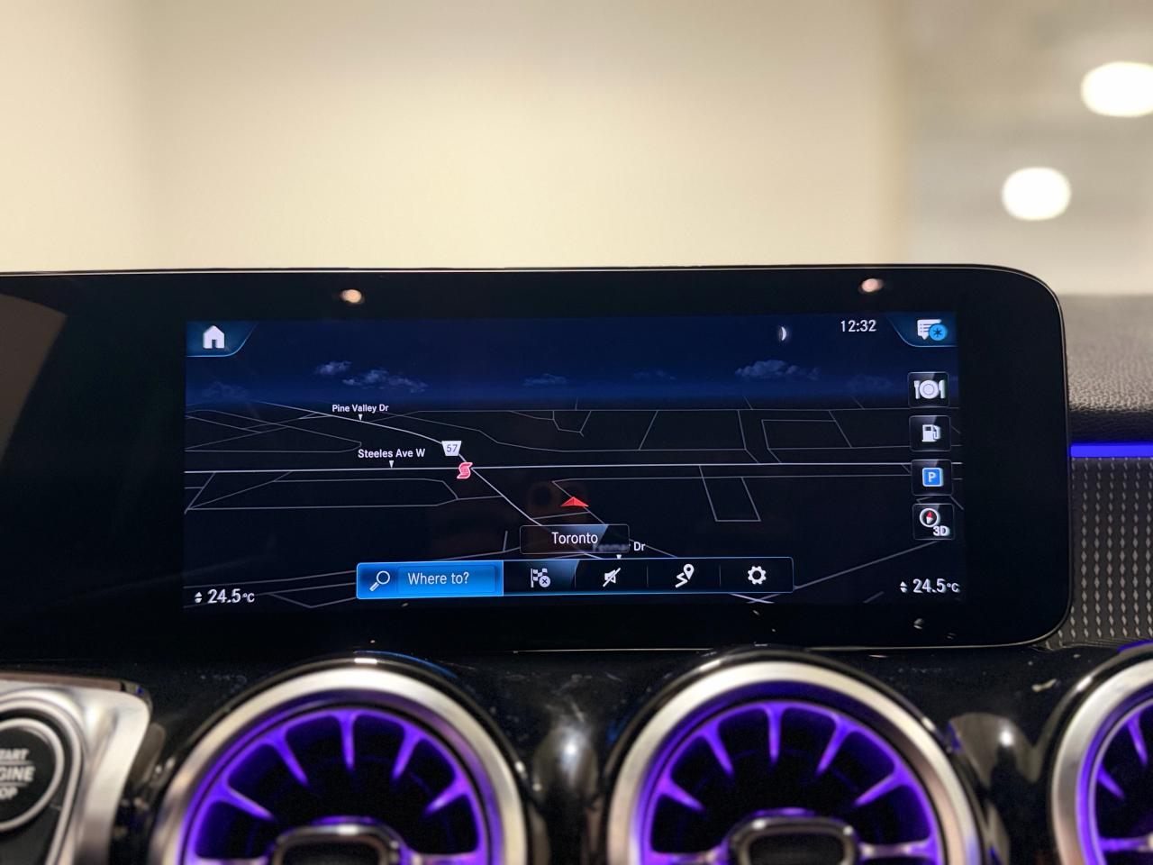 2023 Mercedes-Benz GLB GLB 250 - Photo #9