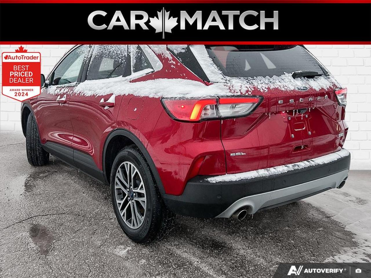 2020 Ford Escape SEL / NO ACCIDENTS / LEATHER / HTD SEATS / AWD Photo